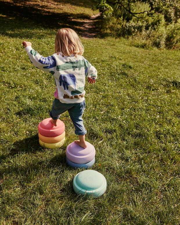 Stapelstein® Rainbow Set – 7-teiliges Set mit Balance Board für Spiel & Bewegung - Image 13